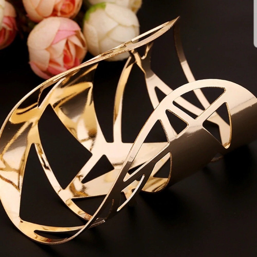 Geometric Cuffed Gold Bangle - Picture 3 of 4
